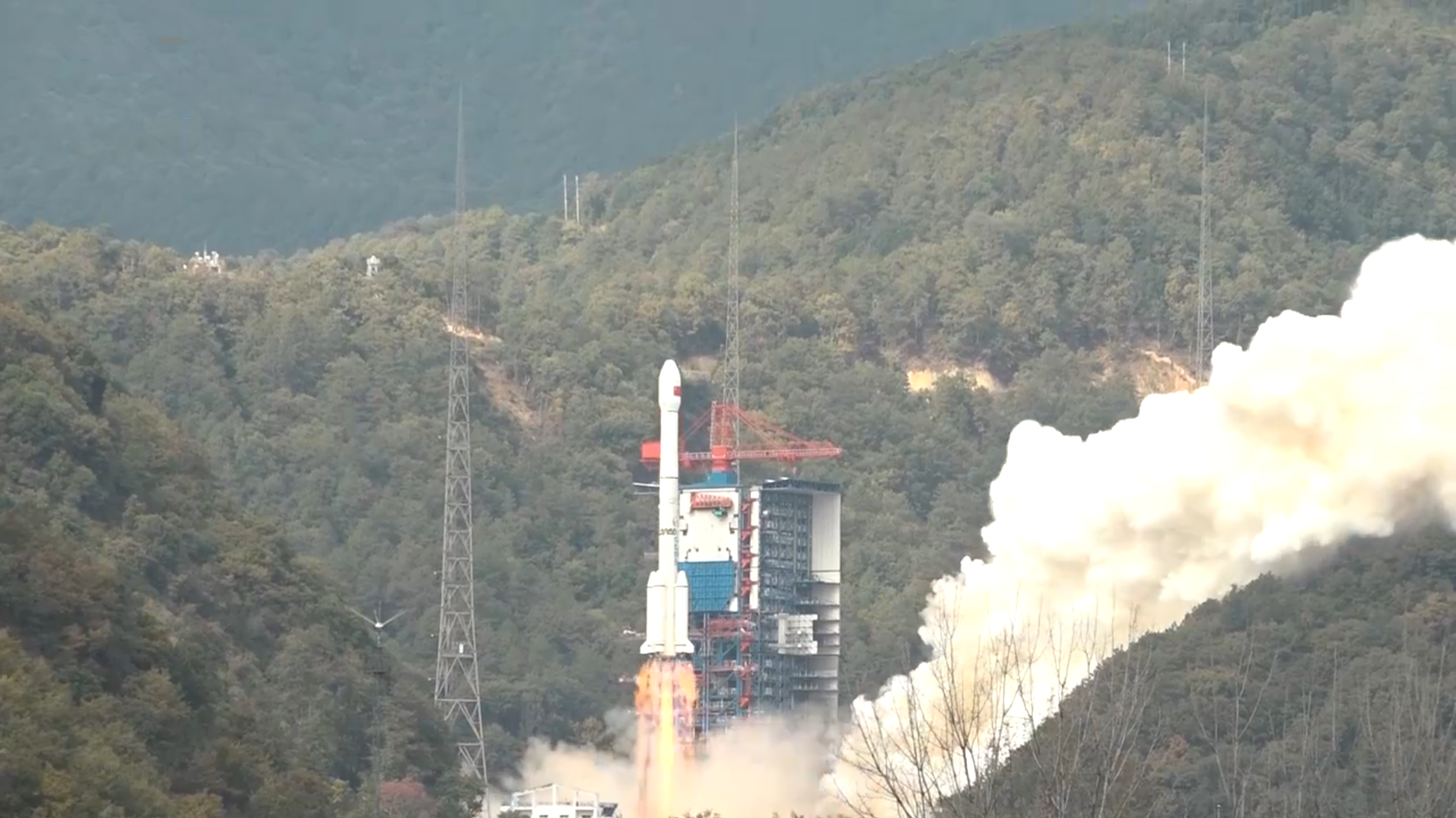 我国成功发射通信技术试验卫星十四号