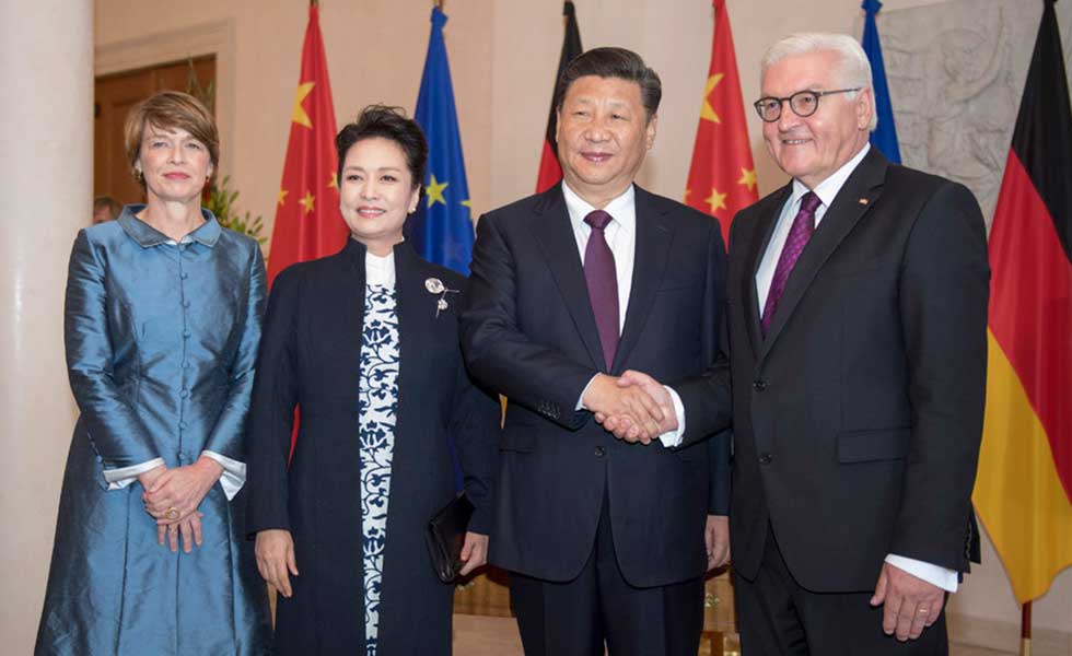 习近平会见俄罗斯联邦安全会议秘书绍伊古