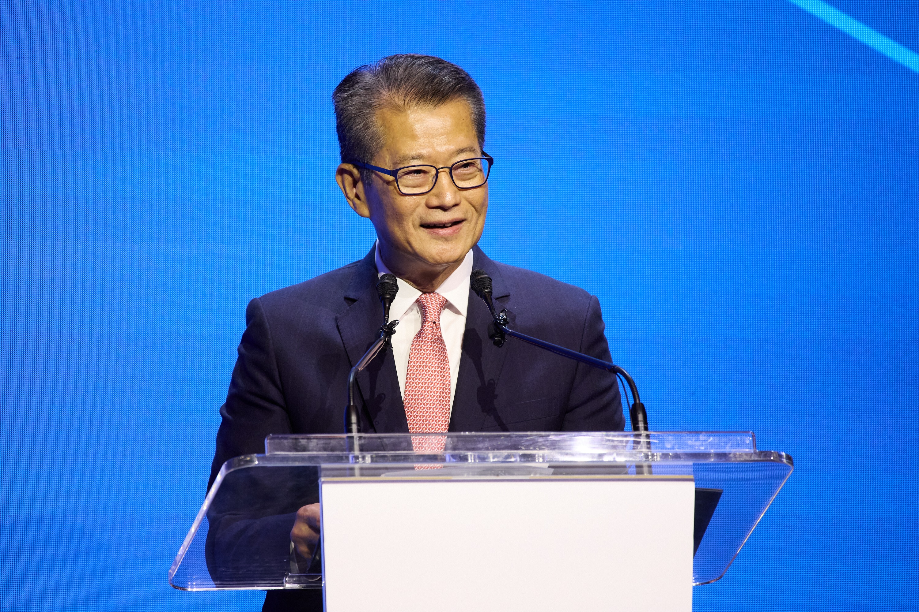 央行信贷市场司司长彭立峰：为民营企业设备更新营造良好金融环境