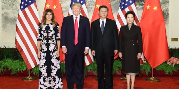习近平同美国总统特朗普通电话