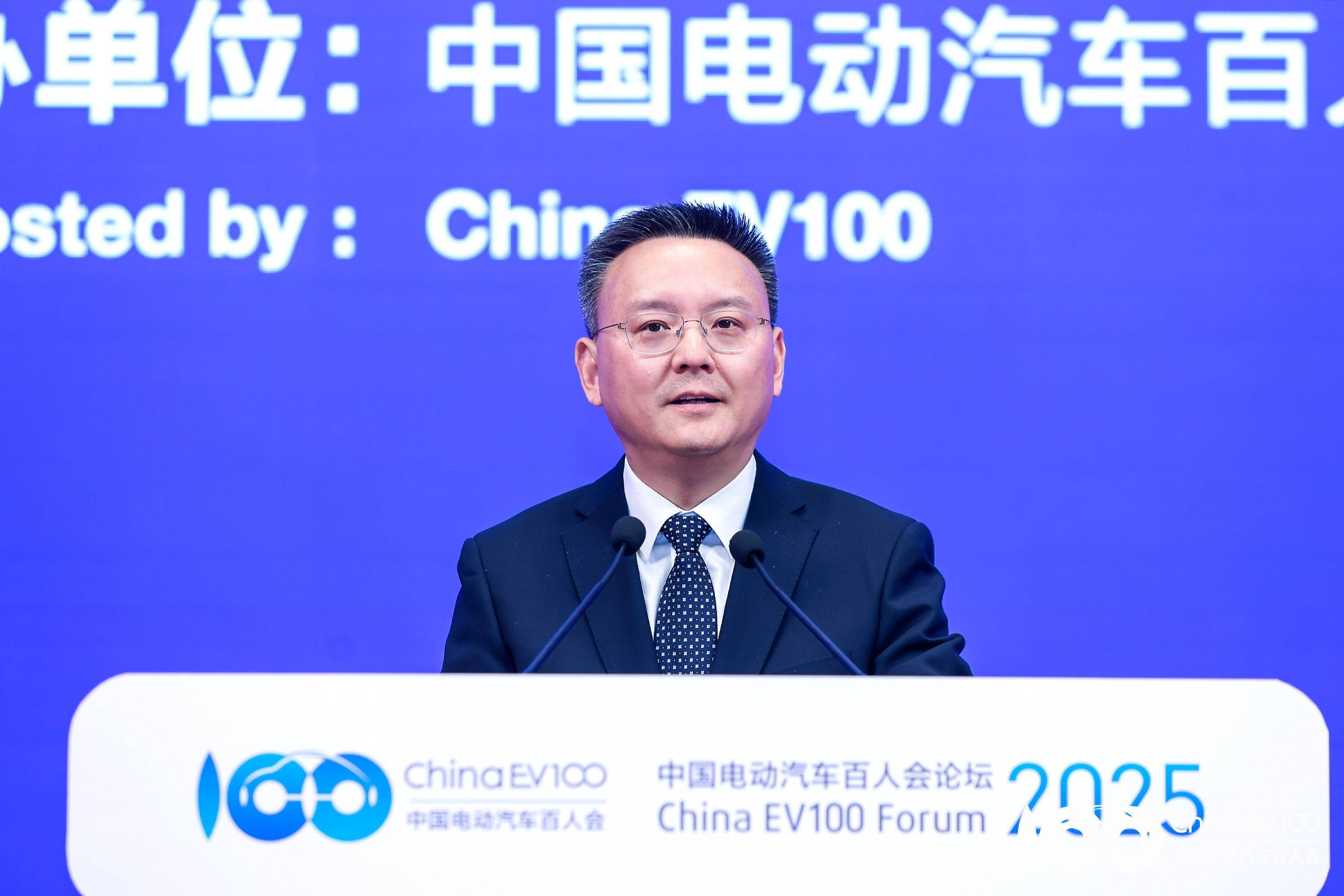 国资委：带头抵制“内卷式”竞争 加强重组整合