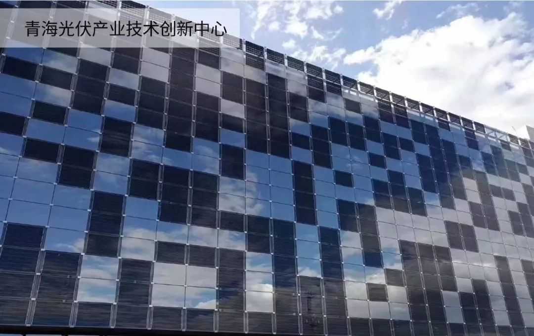 创新算法筛选出54种高性能光伏材料