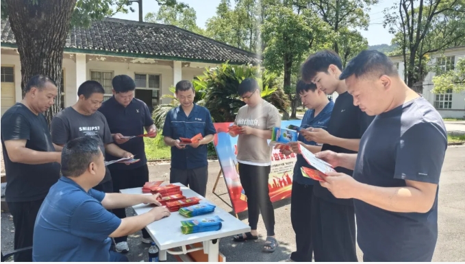 多维协同发力 筑牢稳市制度根基