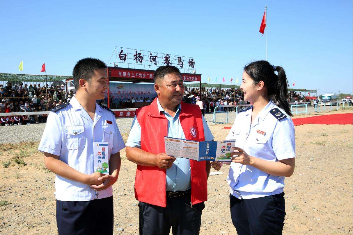 学习进行时丨习近平总书记关心新疆建设发展的故事