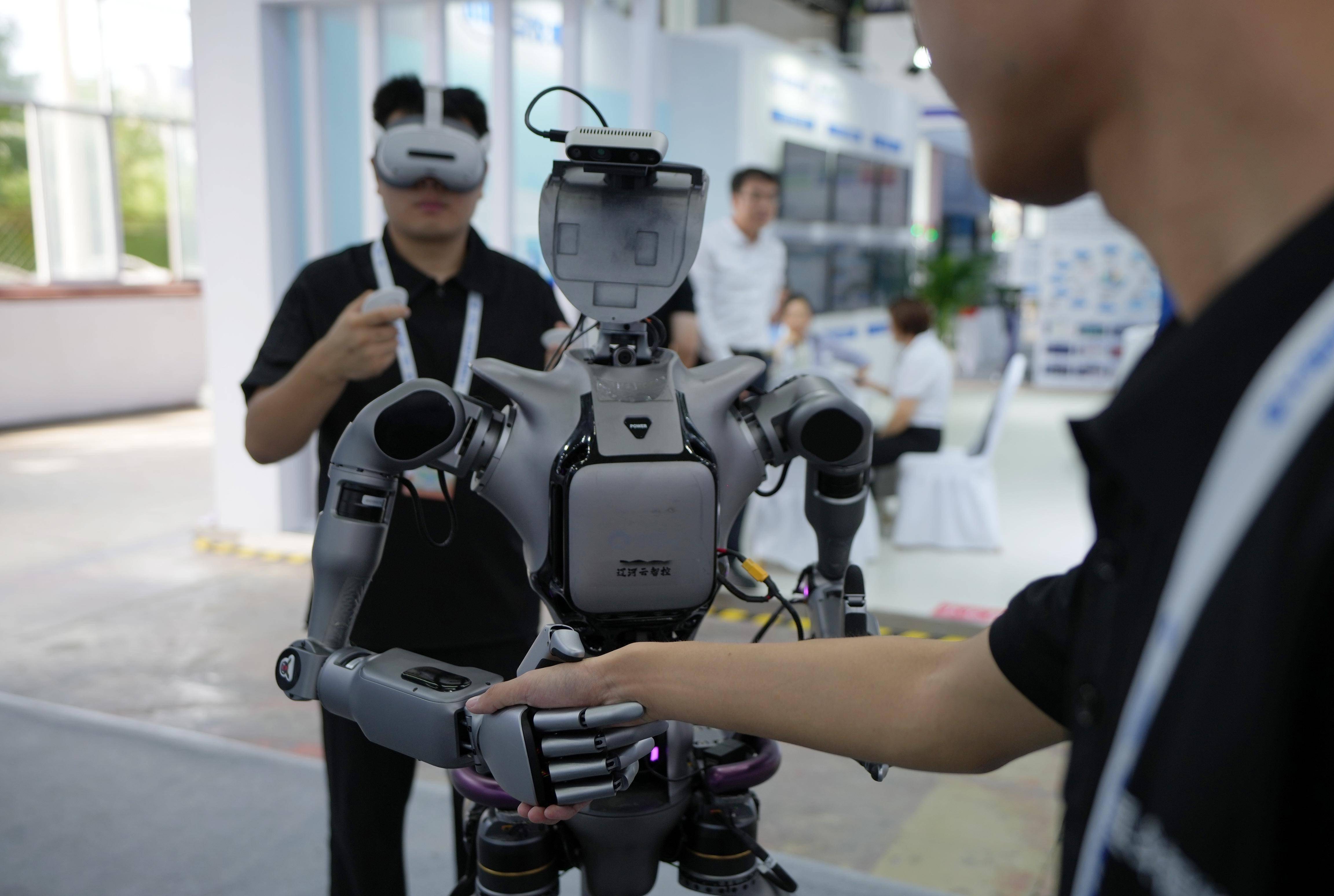 能提质增效 可减碳降耗——山东制造业人工智能应用见闻