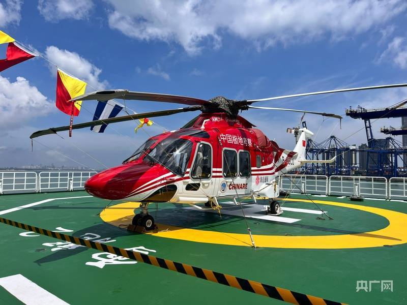 长城汽车坦克300随“雪龙2”号科考船出征南极