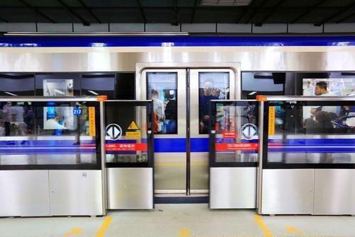 中国首部站台屏蔽门产品国家标准发布 方大集团下属企业主编