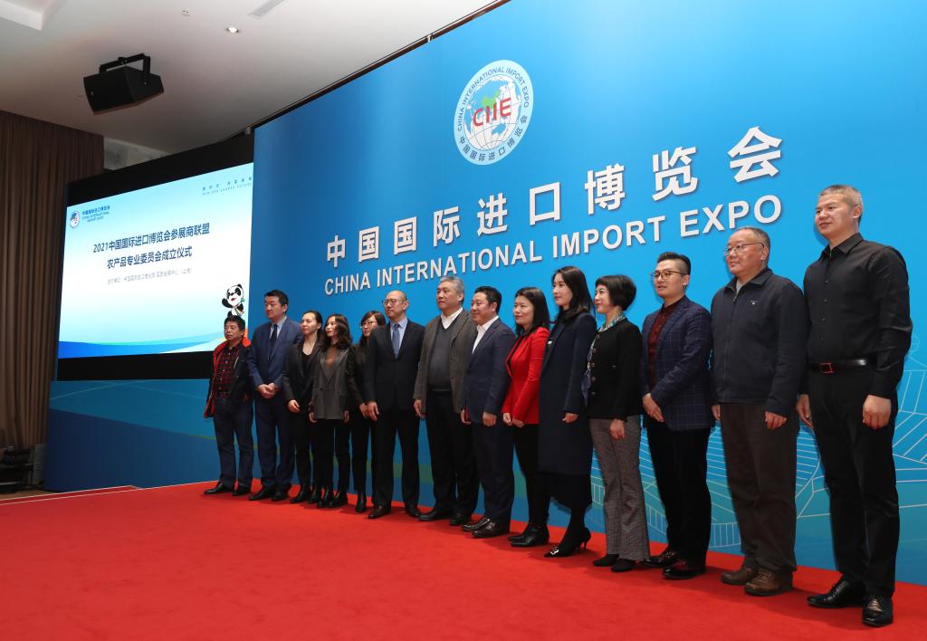 第八届进博会|从六个行李箱到一个集装箱——秘鲁食品商的进博“加速度”