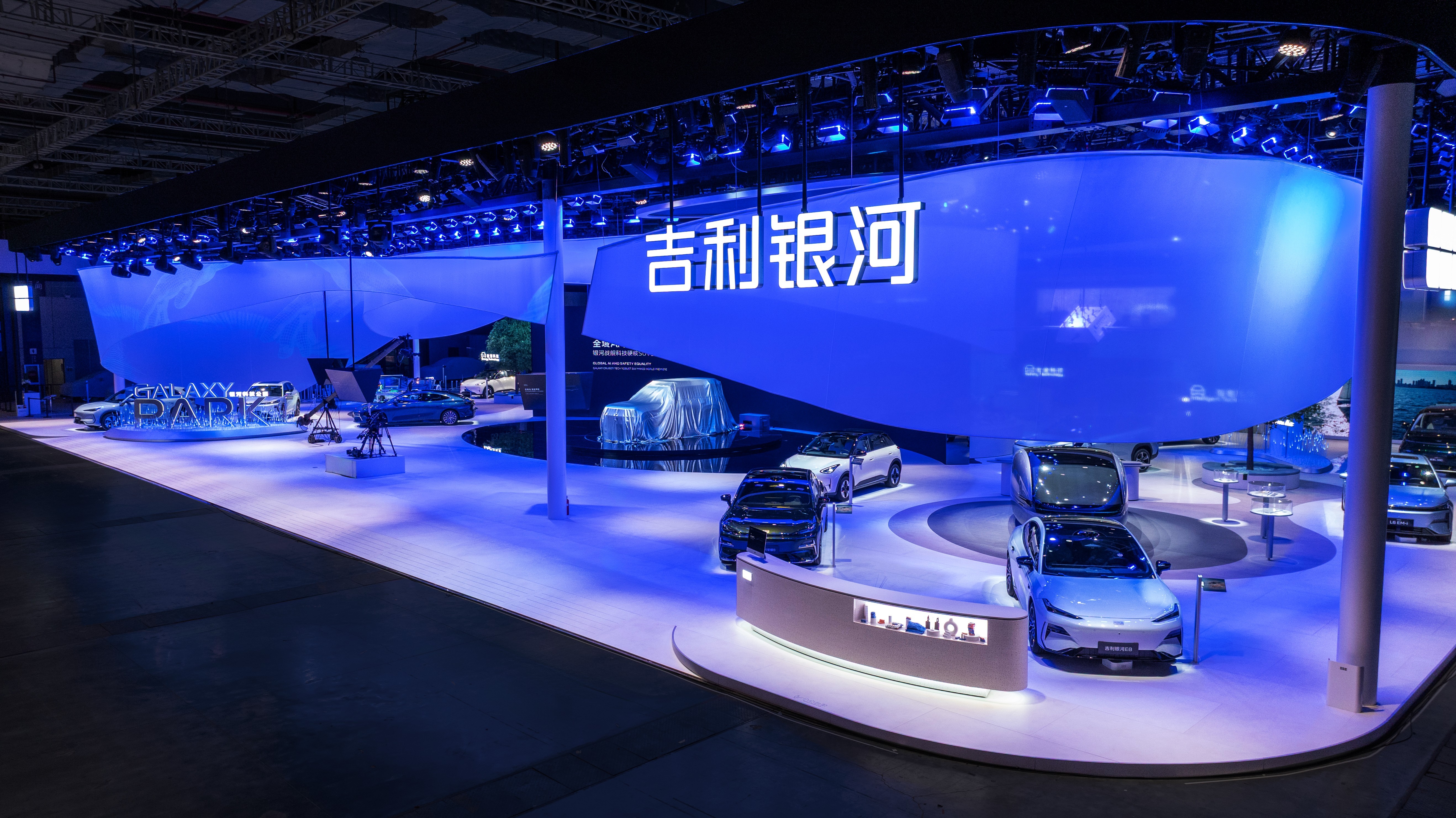 看税收走基层｜探访吉利汽车：合规经营赋能“黑灯工厂”“智造”升级