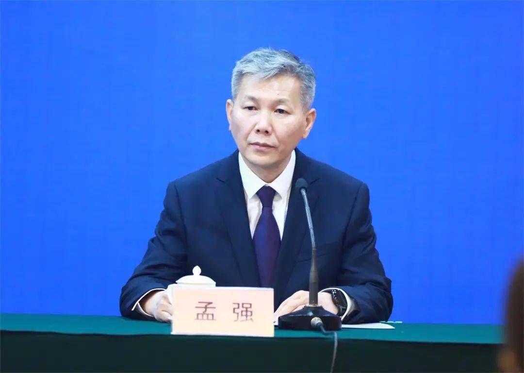 商务部消费促进司负责人解读《关于促进药品零售行业高质量发展的意见》