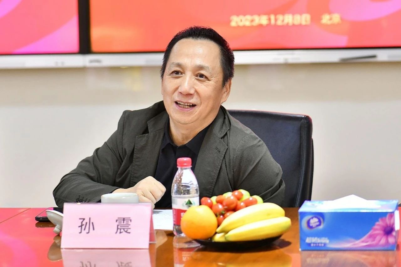 元隆雅图：聚焦“大IP+科技”战略 预计2025年营收同比增长