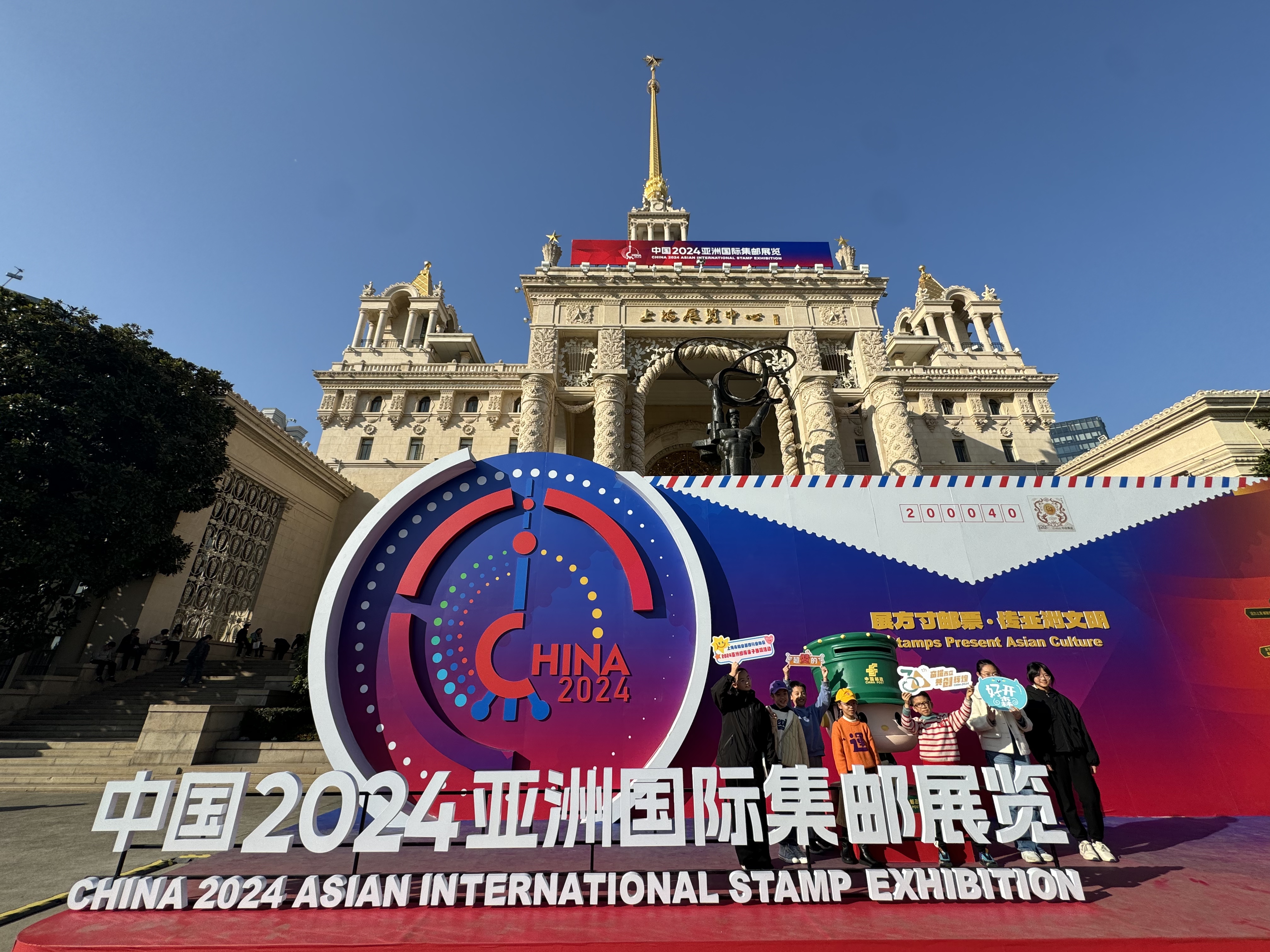 首届“闪现全球”众信旅游世界文化节在京启幕 沉浸式打造全球旅行盛宴