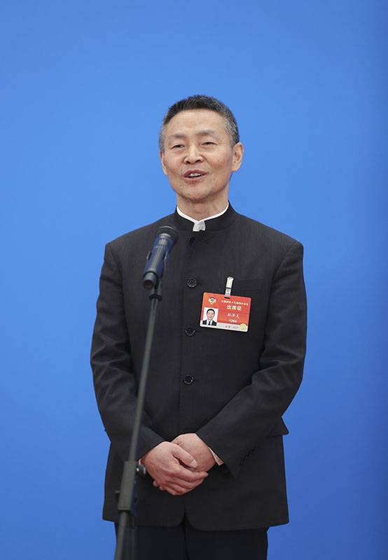 两会聚焦 | 龙头上市公司代表委员畅谈高质量发展新蓝图