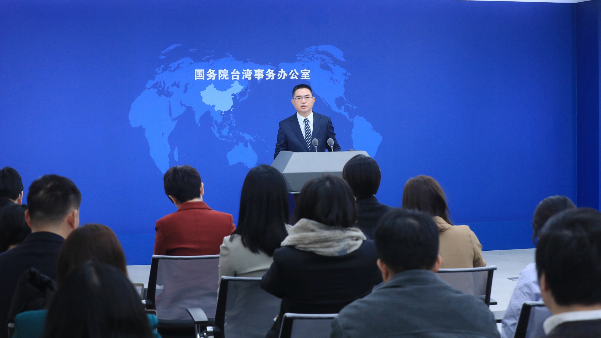 两会热点 | 全国人大代表、北京大学博雅特聘教授田轩建议：设立独立董事协会 构建“监管+自律”双重保障体系