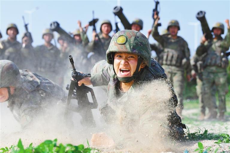 号令强军，习主席鲜明强调发挥政治建军特有优势