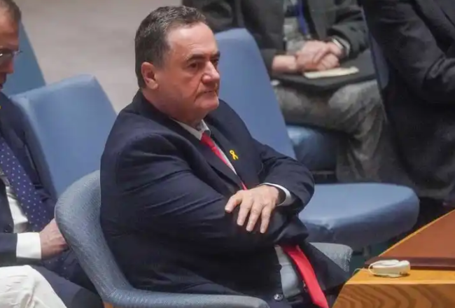 王毅同伊朗外长阿拉格齐通电话